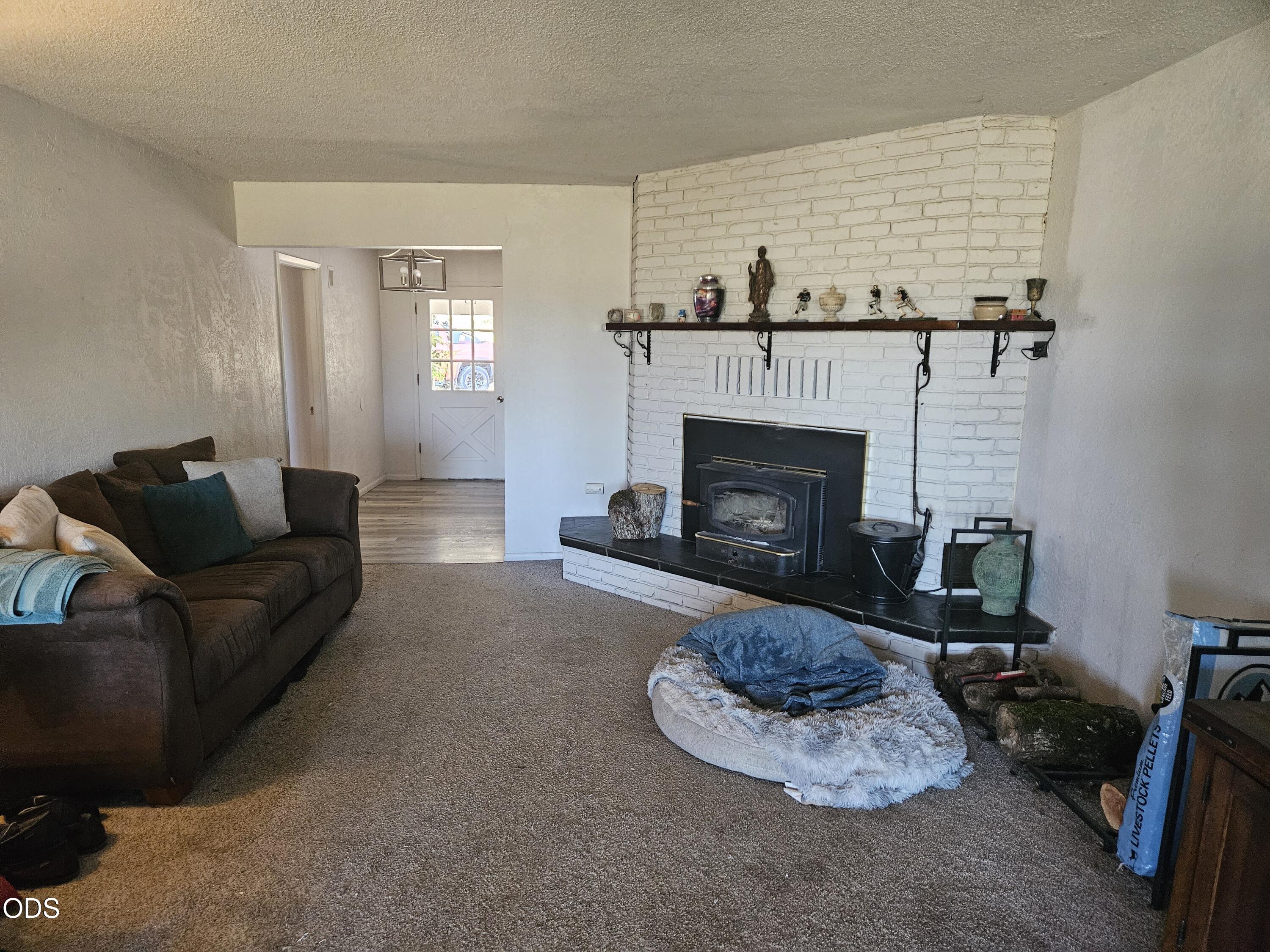 6013 Foothill Road Central Point, OR 97502 - Photo 10 of 23