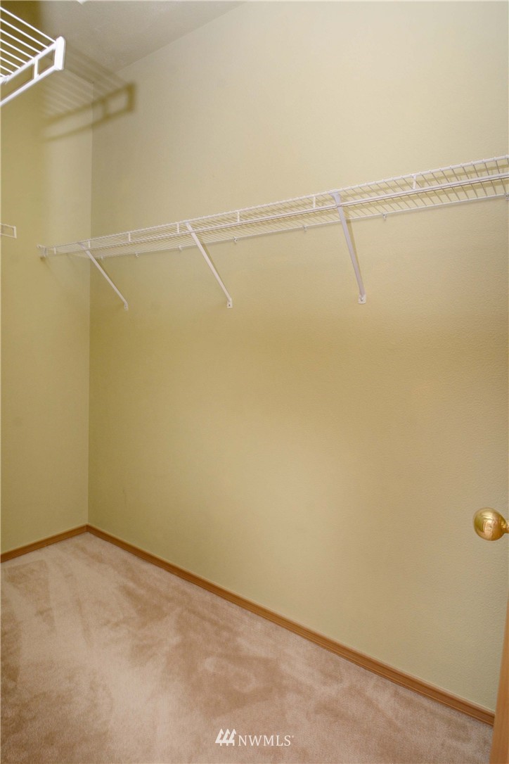 17732 134th Lane Southeast Renton, WA 98058 - Photo 11 of 16 Gallery Image 11