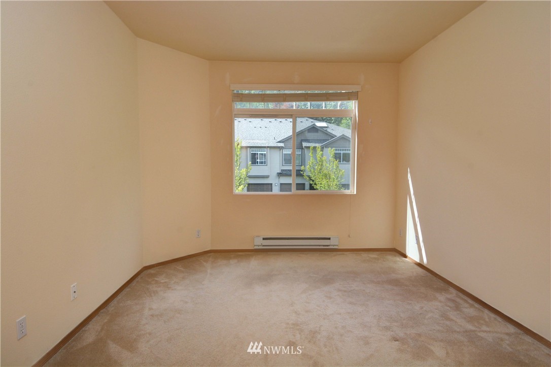 17732 134th Lane Southeast Renton, WA 98058 - Photo 10 of 16 Gallery Image 10