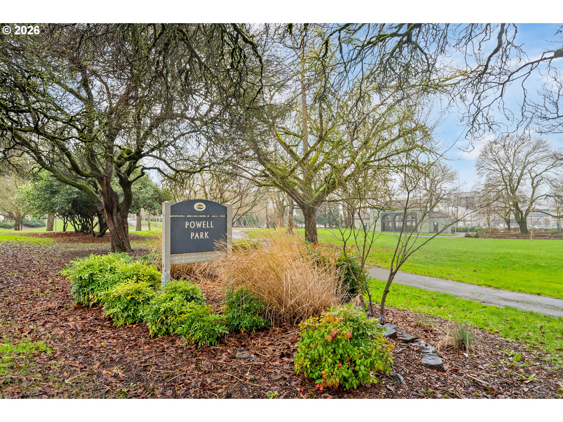 2624 Southeast Kelly Street Portland, OR 97202 - Photo 36 of 36 a view of a park with large tree