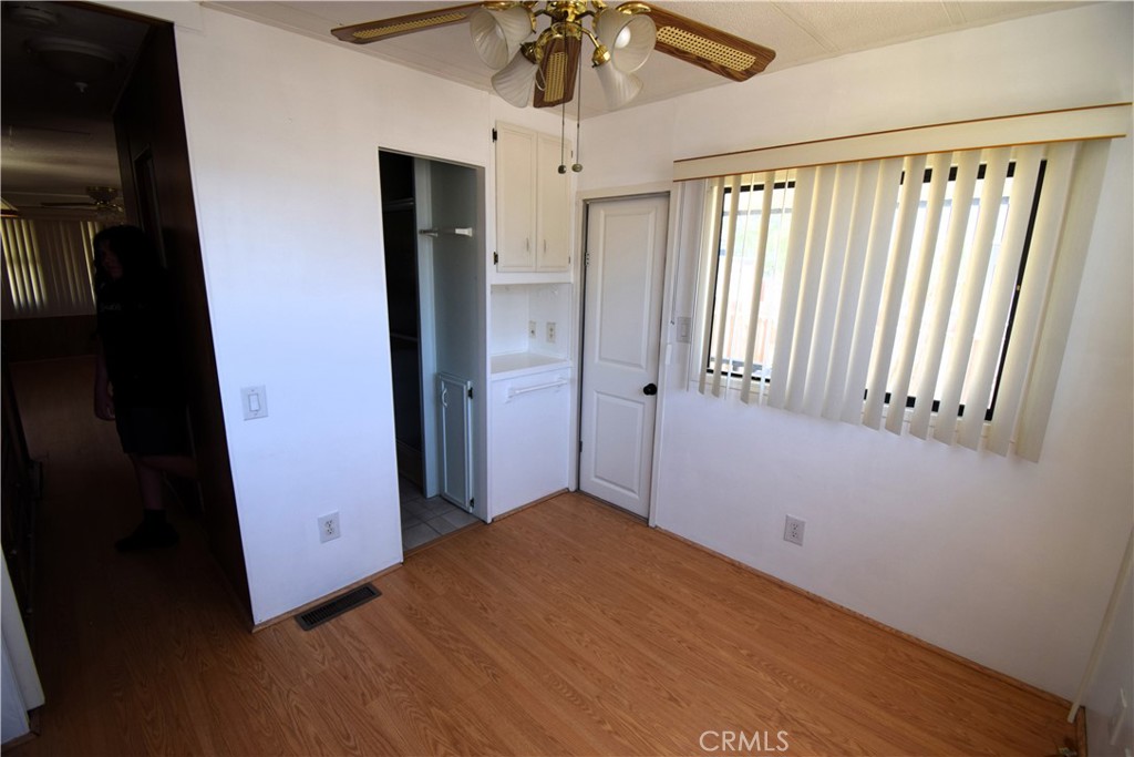 11250 Barstow Road, Unit 18 Lucerne Valley, CA 92356 - Photo 9 of 22
