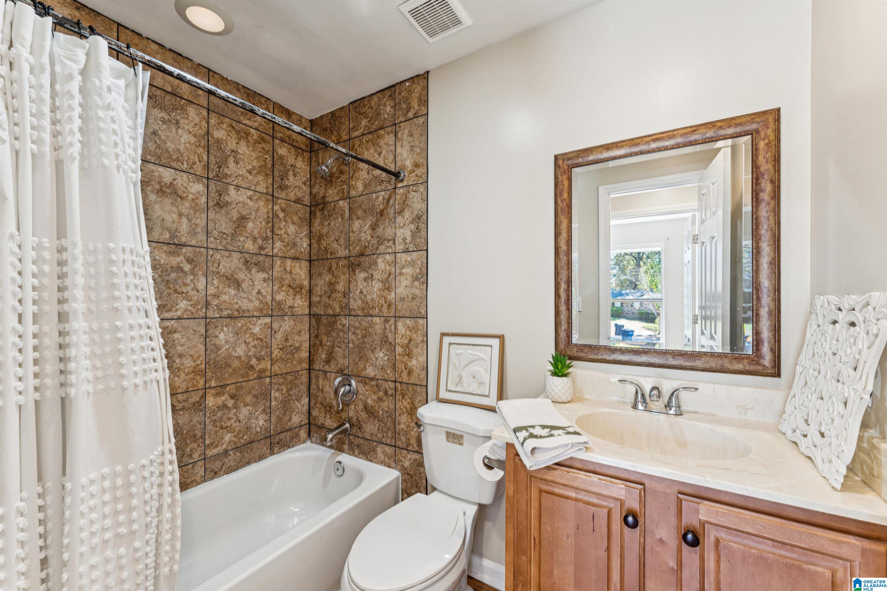1238 Bennett Drive Alabaster, AL 35007 - Photo 21 of 43