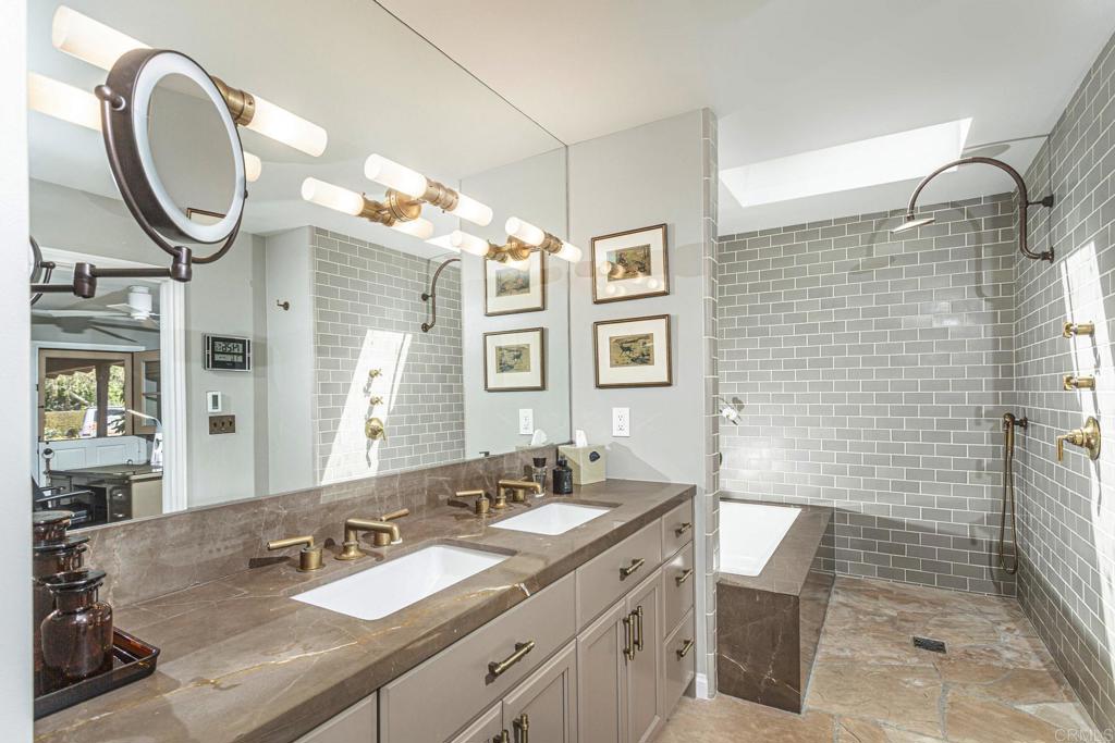 5770 El Montevideo Rancho Santa Fe, CA 92067 - Photo 13 of 45