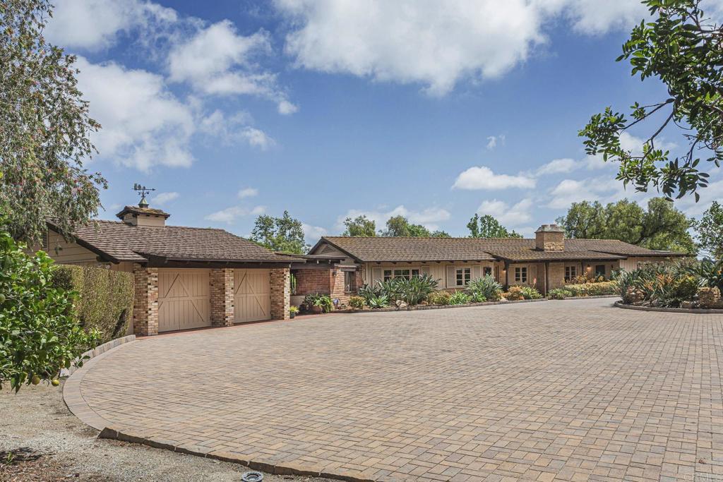 5770 El Montevideo Rancho Santa Fe, CA 92067 - Photo 3 of 45