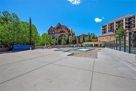 $950,000 | 505 South Main Street, Unit 2205, Breckenridge, CO 80424
