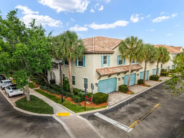 $480,000 | 4362 Cascada Circle, Cooper City, FL 33024