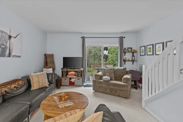 $278,000 | 29 Densmore Drive, Essex Junction, VT 05452