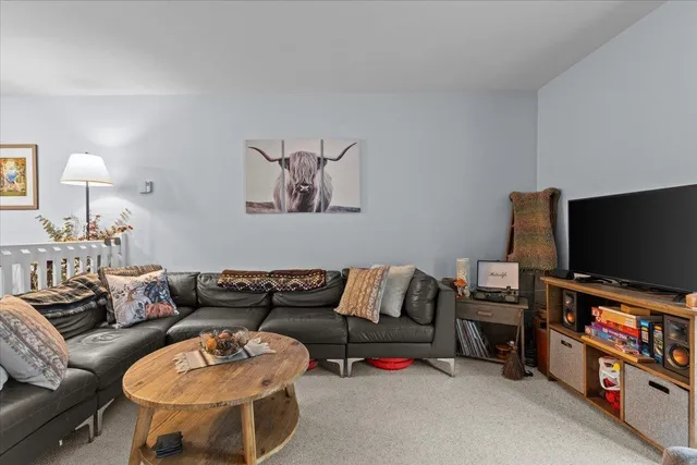 $278,000 | 29 Densmore Drive, Essex Junction, VT 05452