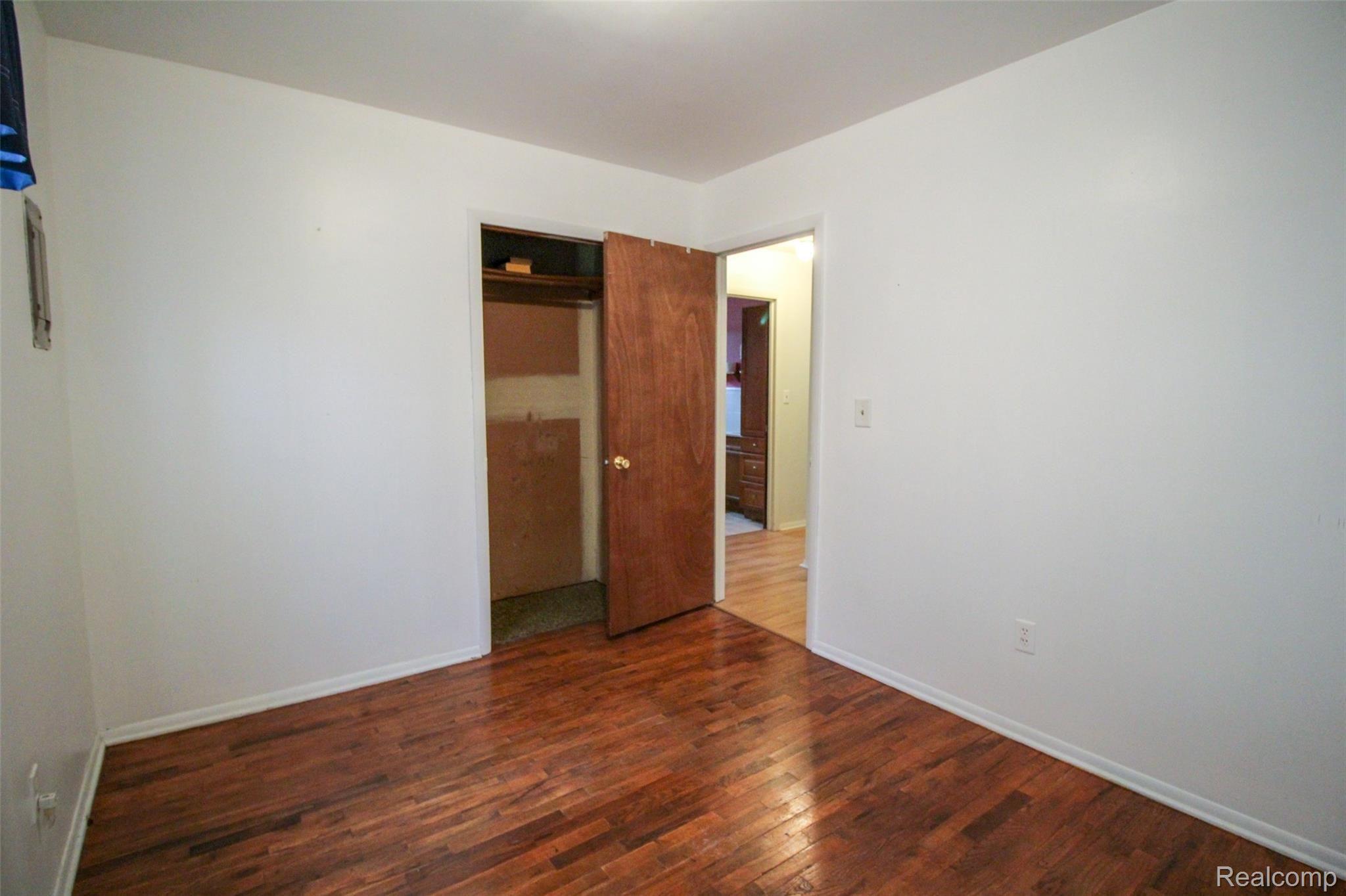 14265 North Genesee Road Clio, MI 48420 - Photo 20 of 24 21.jpg