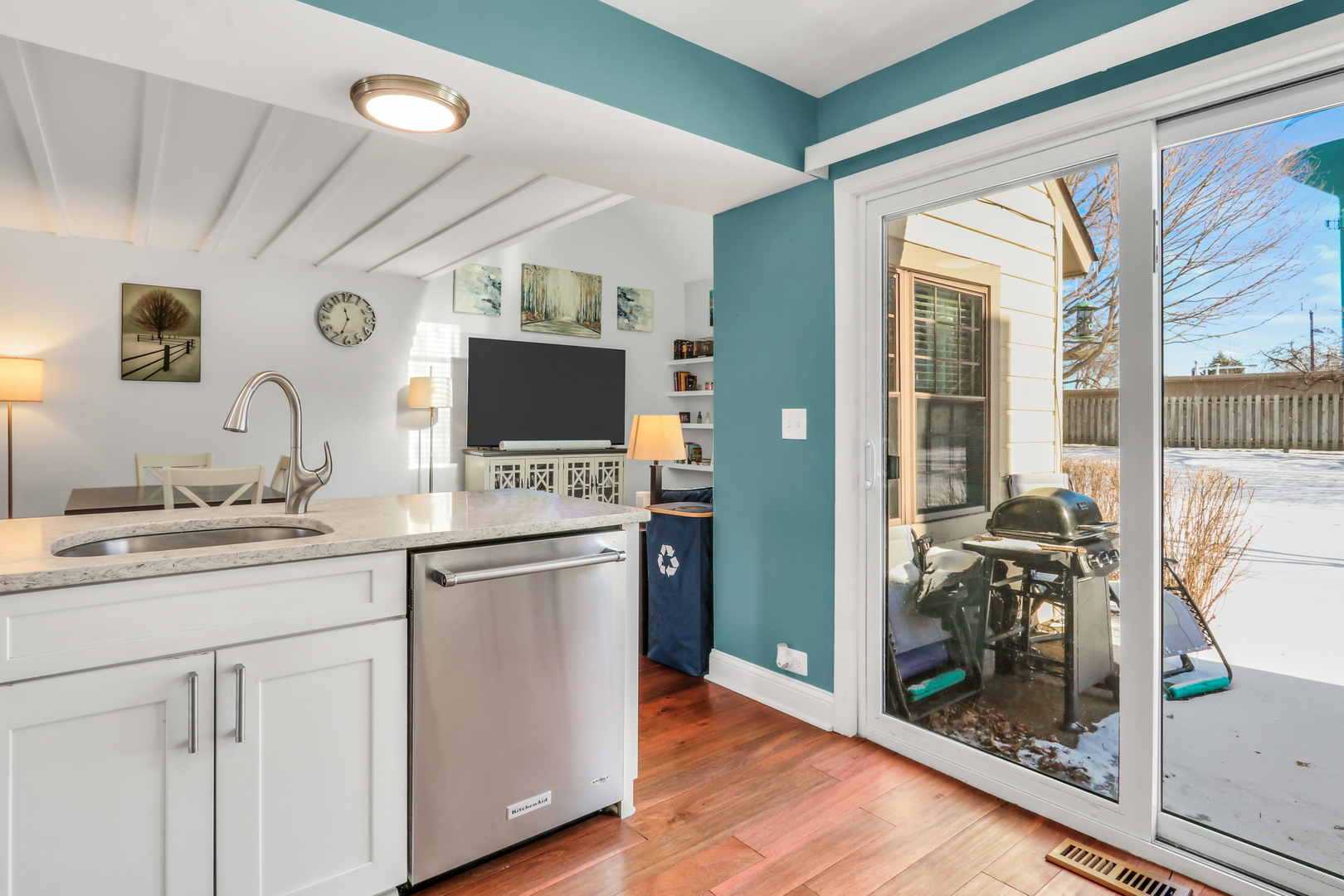 705 Colby Court Gurnee, IL 60031 - Photo 13 of 27