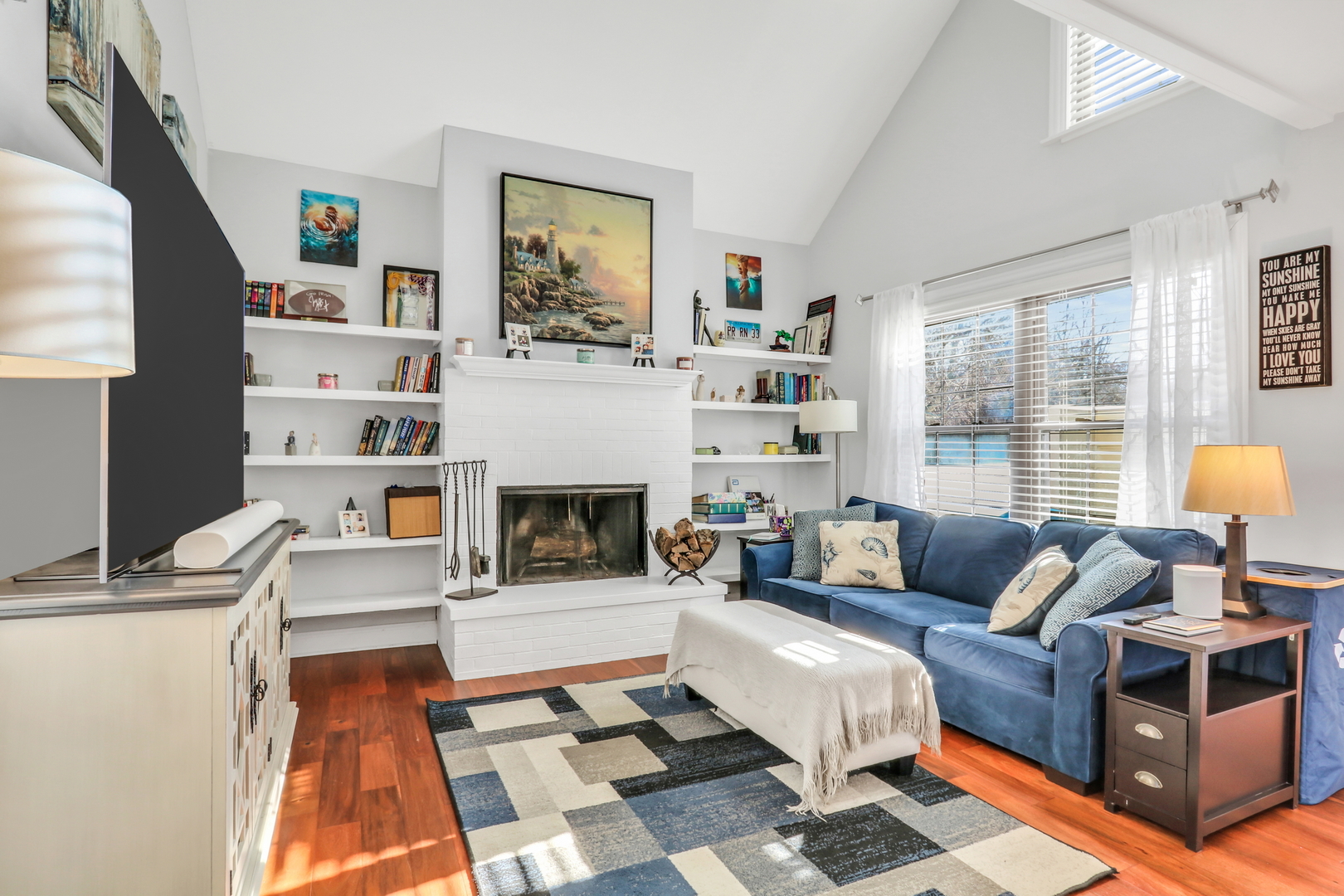 705 Colby Court Gurnee, IL 60031 - Photo 2 of 25