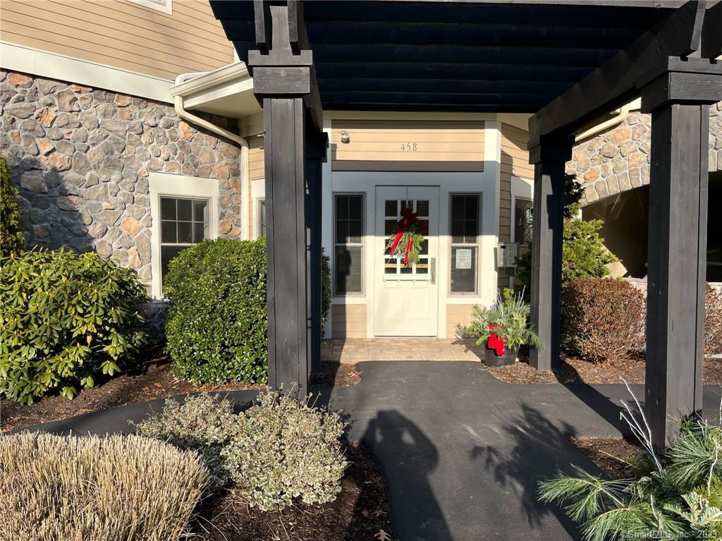 458 Heritage Road, Unit 104 Southbury, CT 06488 - Photo 1 of 1