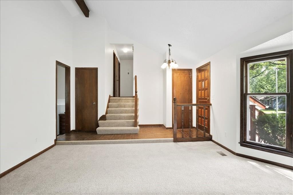 14204 South Raintree Drive Olathe, KS 66062 - Photo 5 of 29