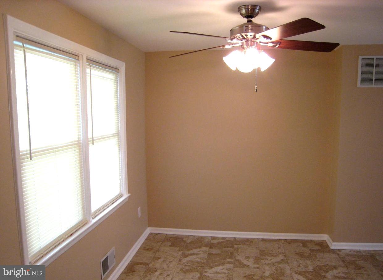 9748 Matzon Road Baltimore, MD 21220 - Photo 11 of 17 dining area from kitchen