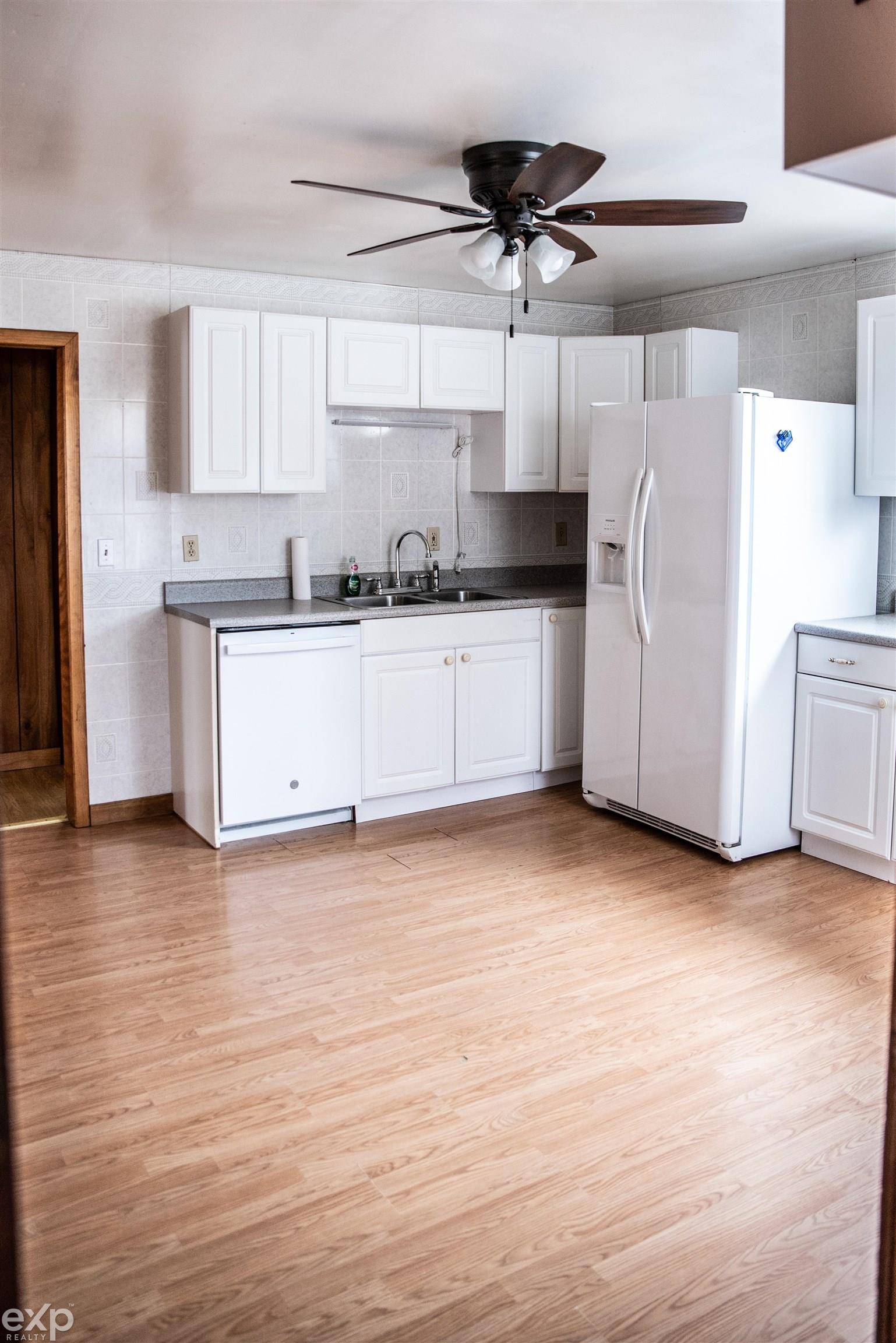 5368 Alger Smith Road Black River, MI 48721 - Photo 5 of 28
