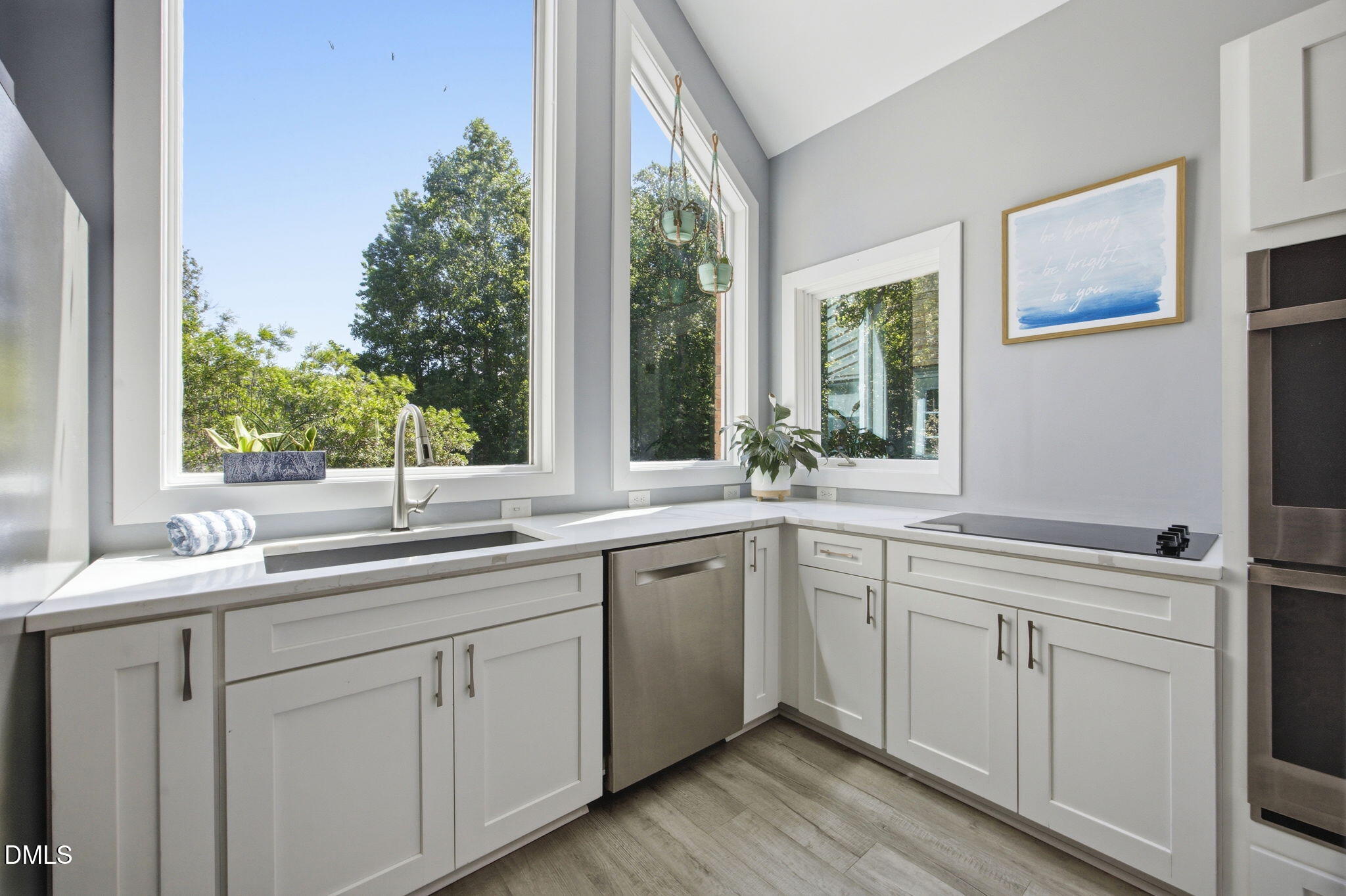 8308 Belgium Drive Raleigh, NC 27606 - Photo 20 of 48 Kitchen