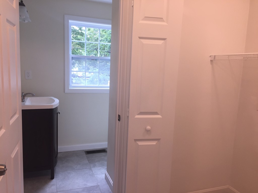 14 Park Terrace Road Worcester, MA 01604 - Photo 6 of 23 Gallery Image 6