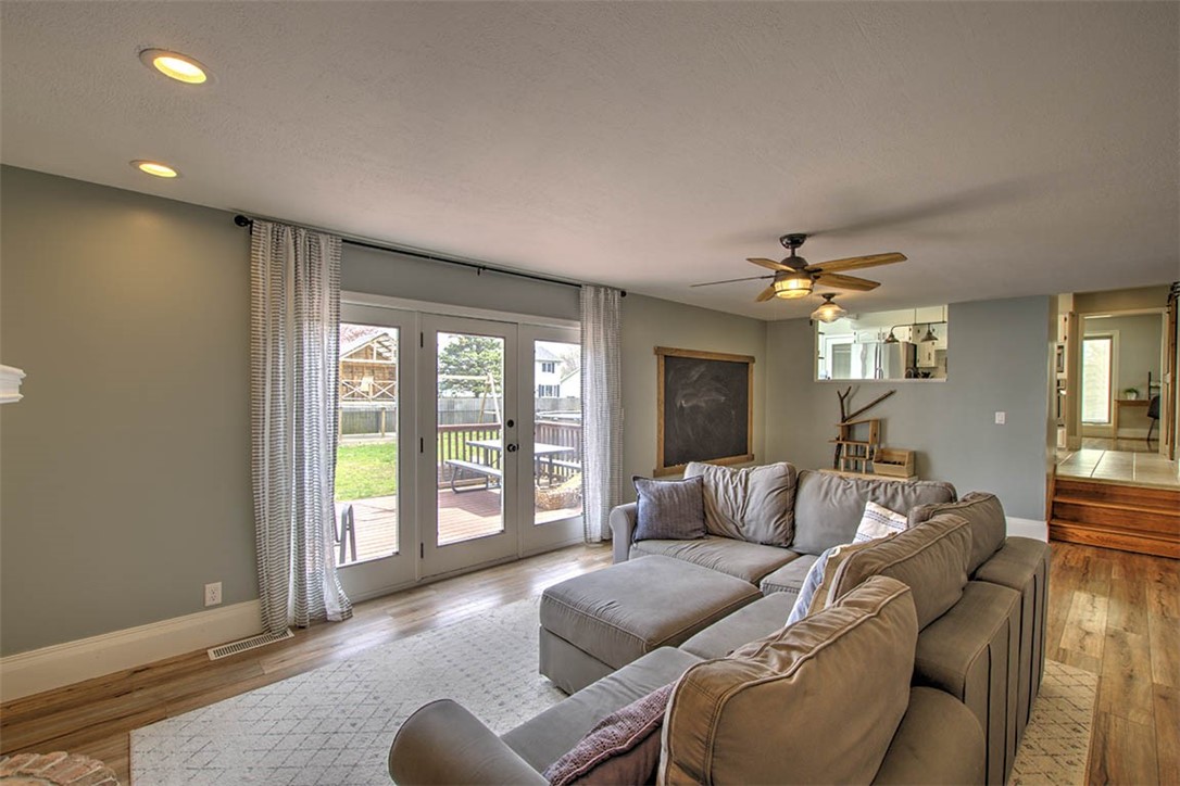 4670 Trevino Lane Decatur, IL 62526 - Photo 12 of 39 a living room with furniture and a large window