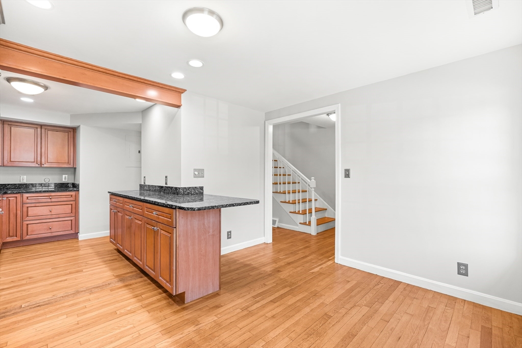 88 Jericho Road, Unit 88 Weston, MA 02493 - Photo 8 of 18