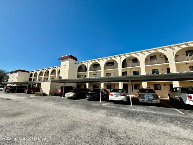 $2,000 | 5800 North Banana River Boulevard, Unit 213, Cape Canaveral, FL 32920