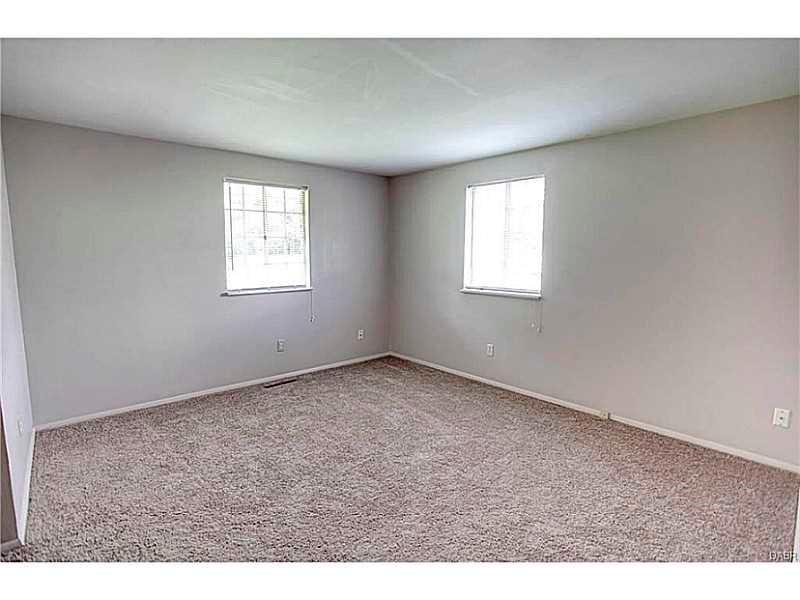 7826 Harshmanville Road Dayton, OH 45424 - Photo 14 of 21