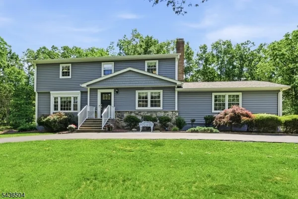 $850,000 | 72 Kiva Place, Somerville, NJ 08876