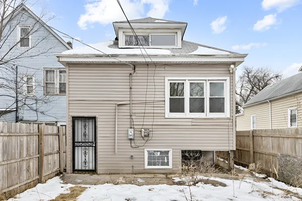 $169,900 | 8528 South Escanaba Avenue, Chicago, IL 60617
