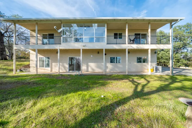 $599,000 | 21857 Elk Trail West, Redding, CA 96003