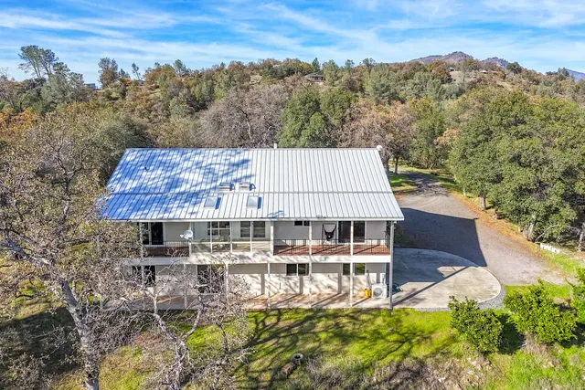 $599,000 | 21857 Elk Trail West, Redding, CA 96003