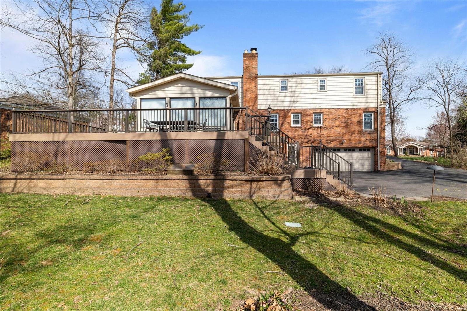 9830 Wild Deer Road St. Louis, MO 63124 - Photo 4 of 64 Gallery Image 4