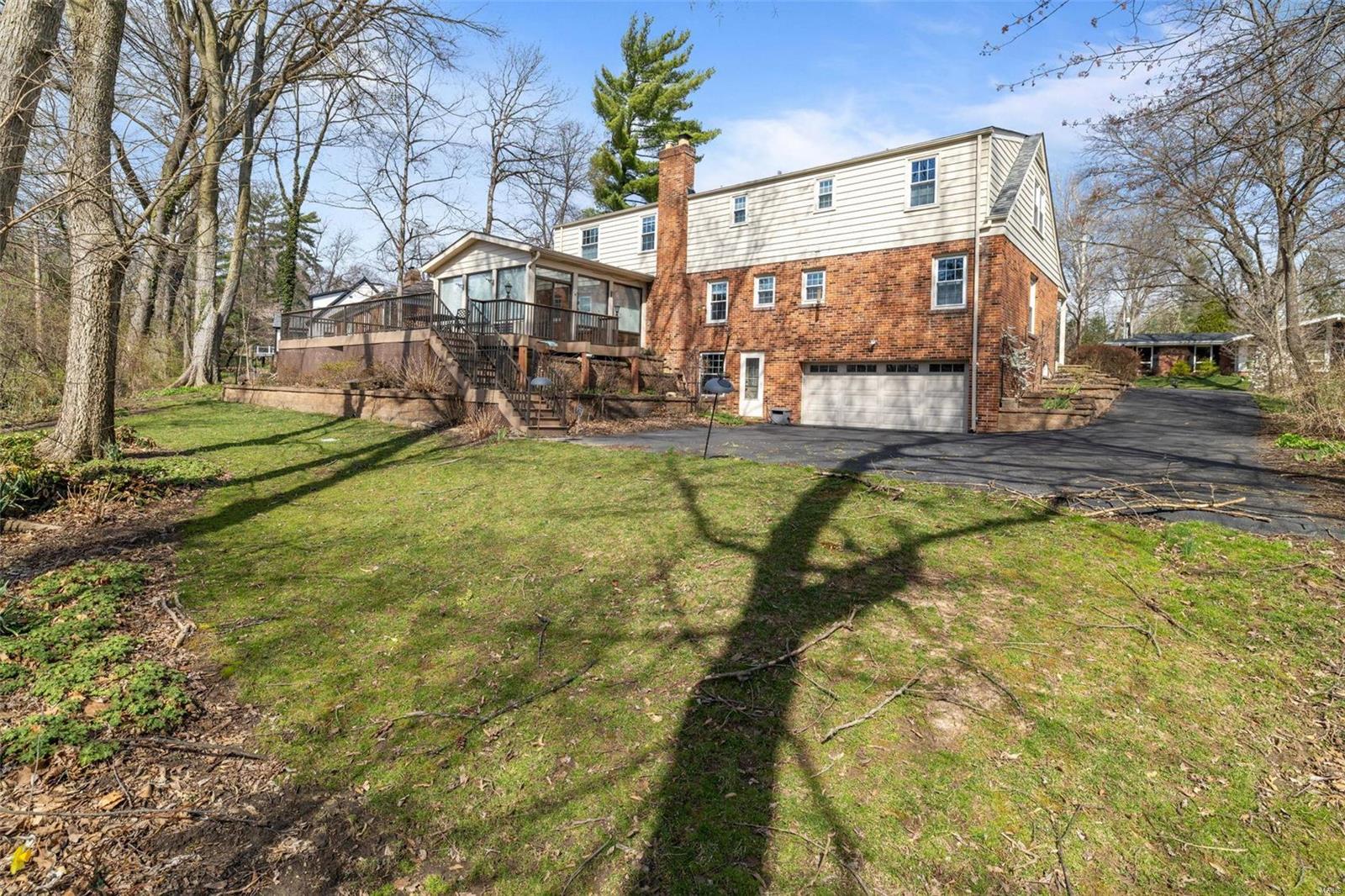 9830 Wild Deer Road St. Louis, MO 63124 - Photo 5 of 64 Gallery Image 5