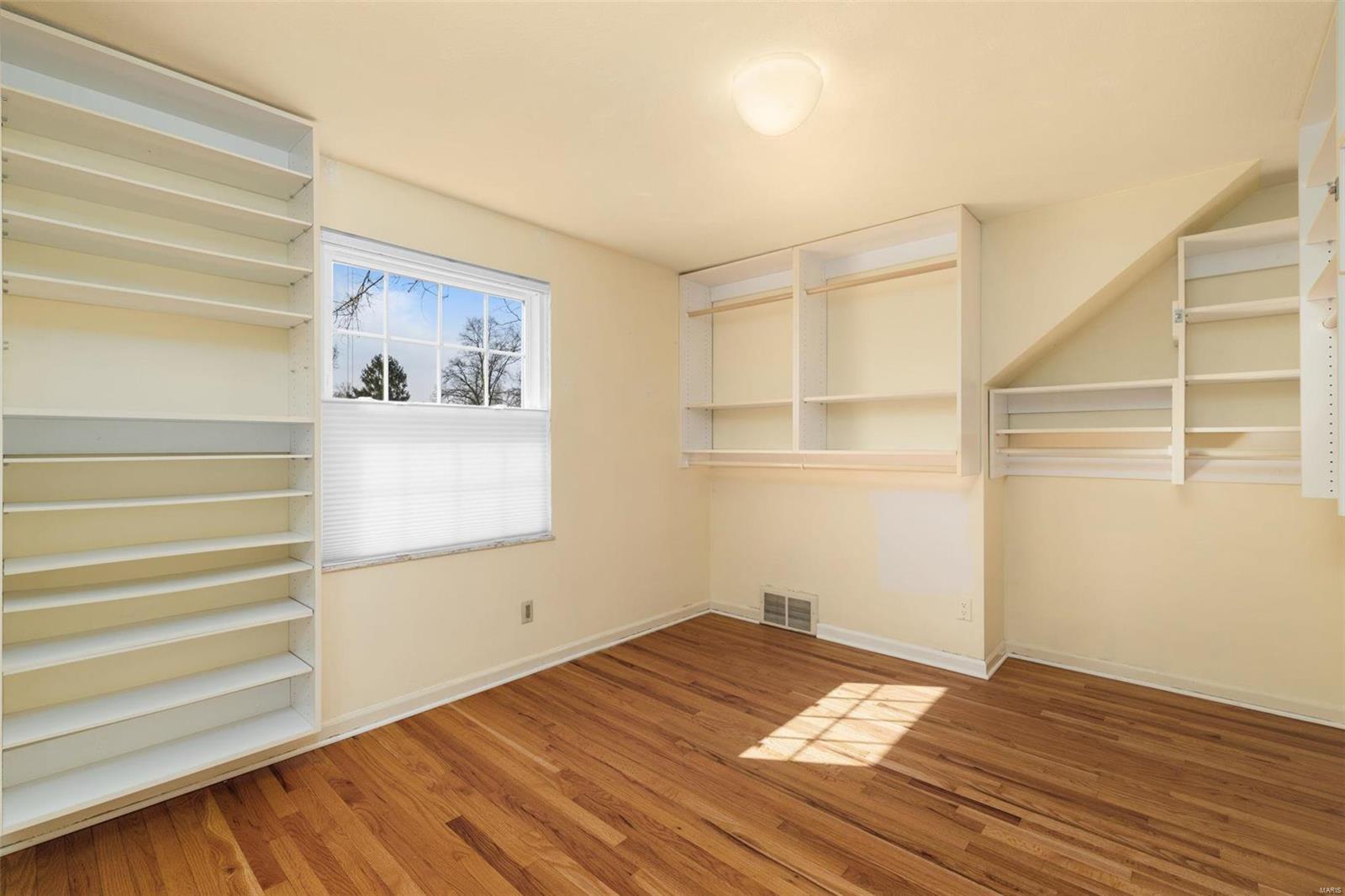 9830 Wild Deer Road St. Louis, MO 63124 - Photo 56 of 64 Gallery Image 56
