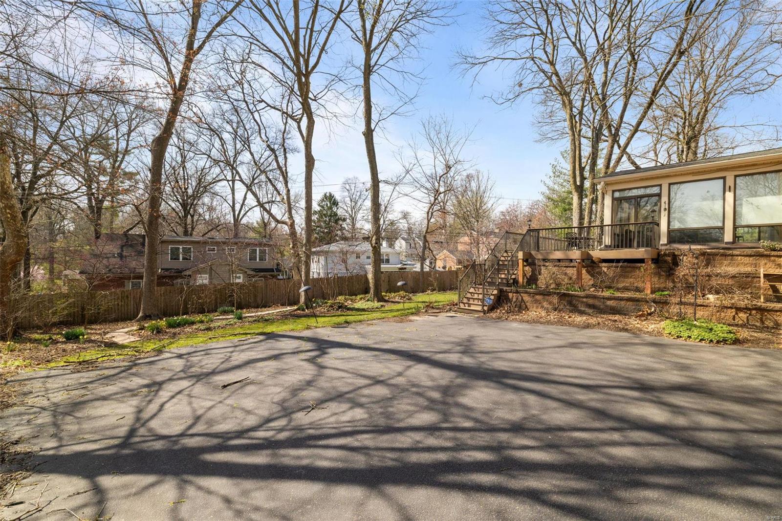 9830 Wild Deer Road St. Louis, MO 63124 - Photo 8 of 64 Gallery Image 8