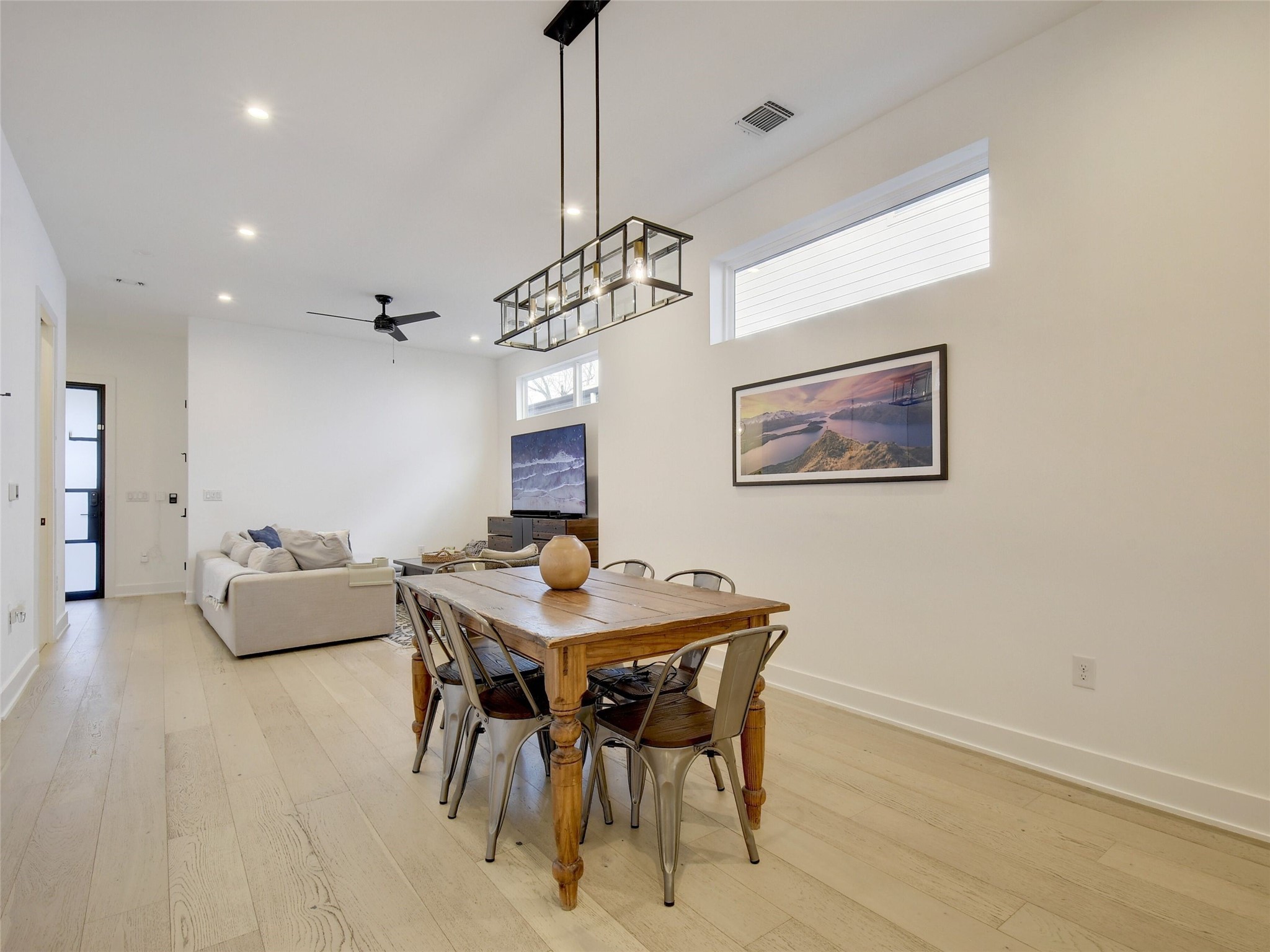 1411 Cometa Street, Unit B Austin, TX 78721 - Photo 8 of 24