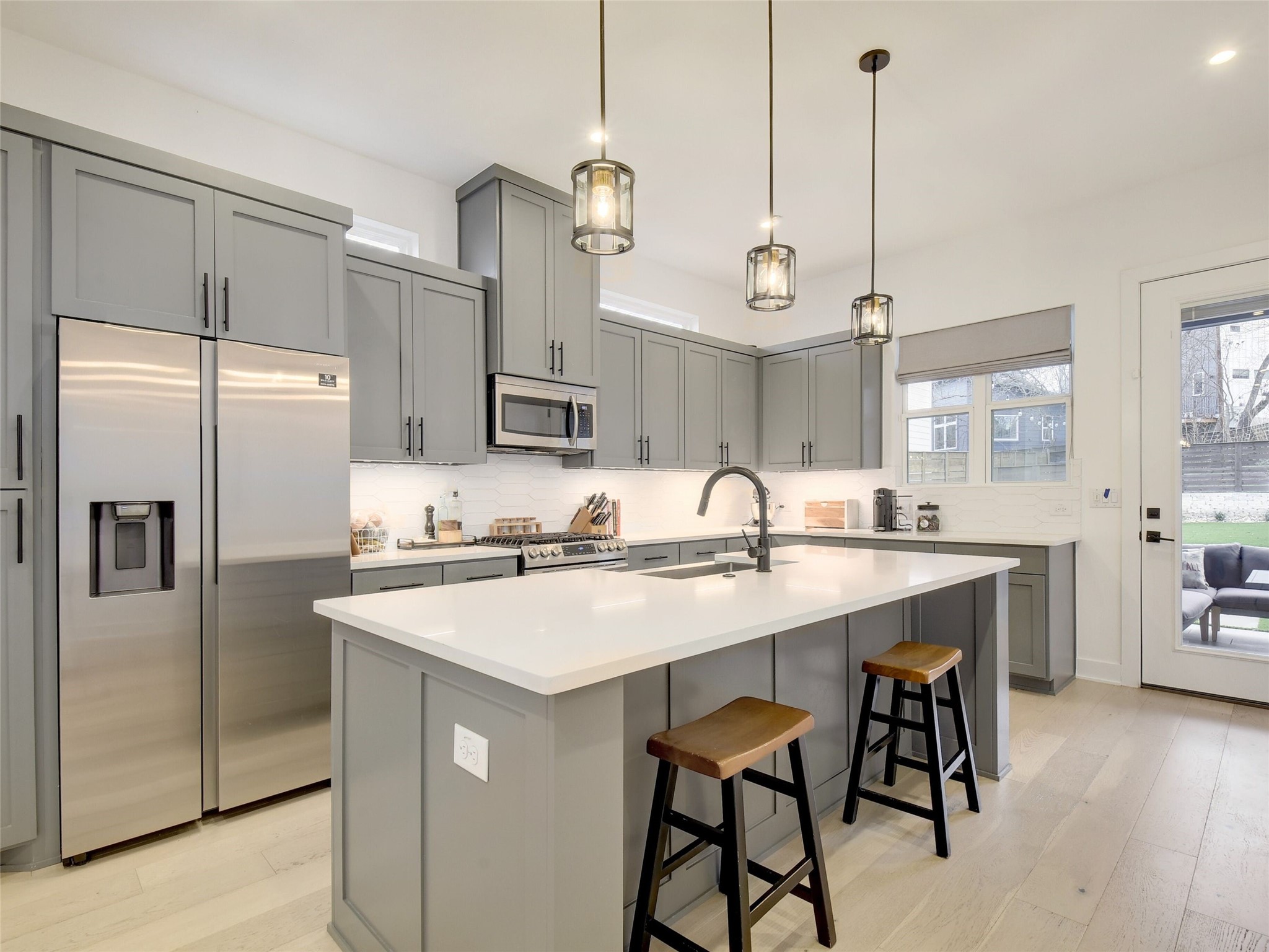 1411 Cometa Street, Unit B Austin, TX 78721 - Photo 9 of 24