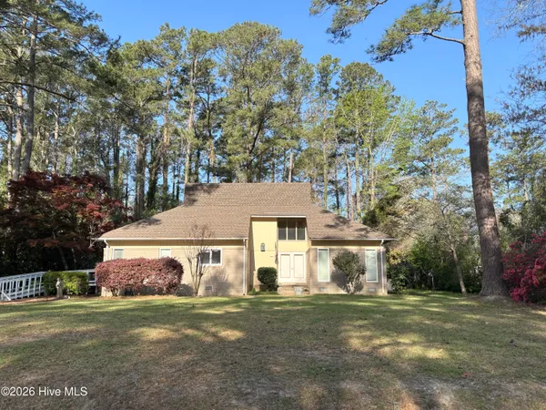 $350,000 | 4512 West Fairway Drive, Trent Woods, NC 28562