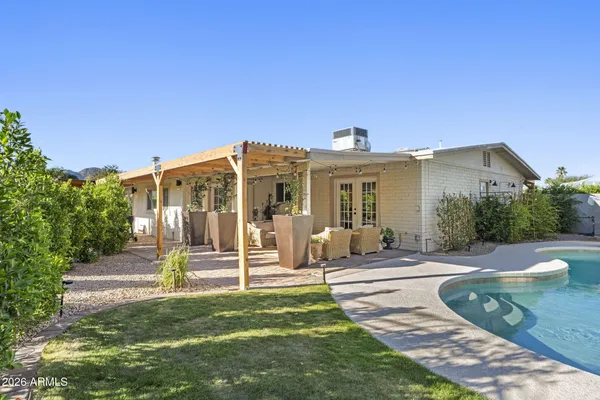 $1,050,000 | 2811 East Corrine Drive, Phoenix, AZ 85032