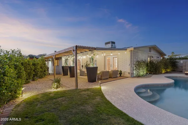 $1,050,000 | 2811 East Corrine Drive, Phoenix, AZ 85032