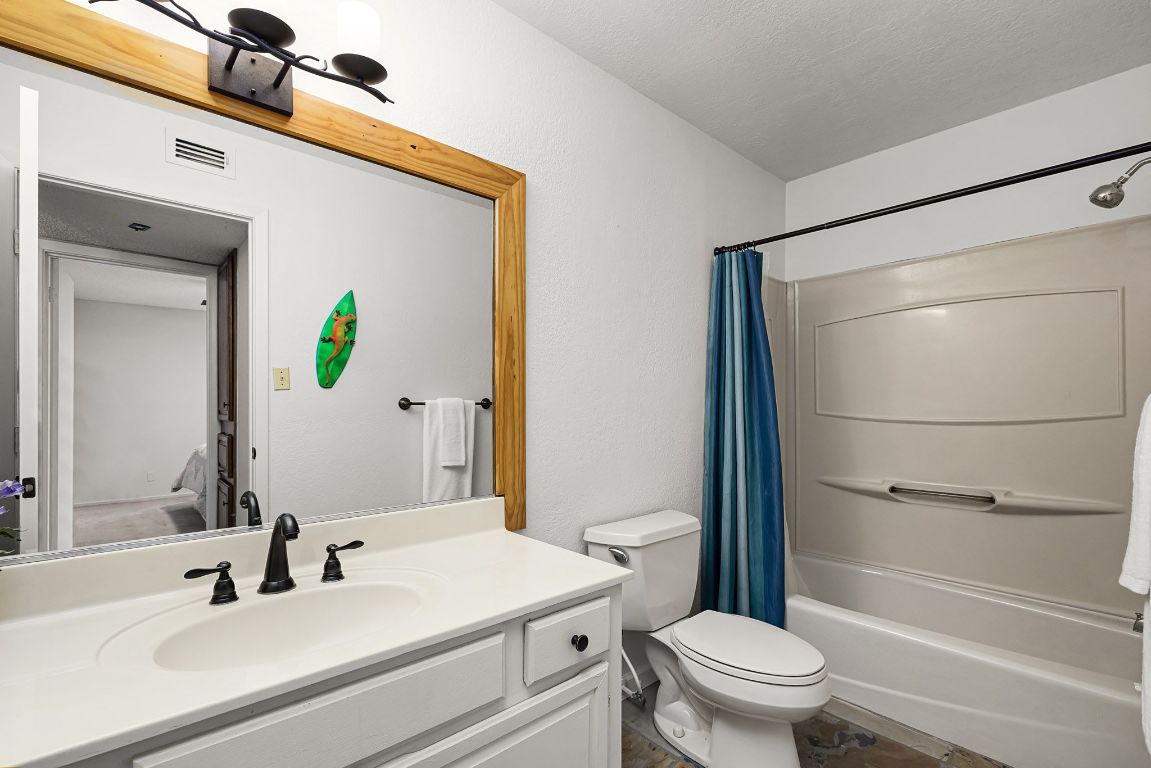 229 Comanche Lane Point Venture, TX 78645 - Photo 34 of 38