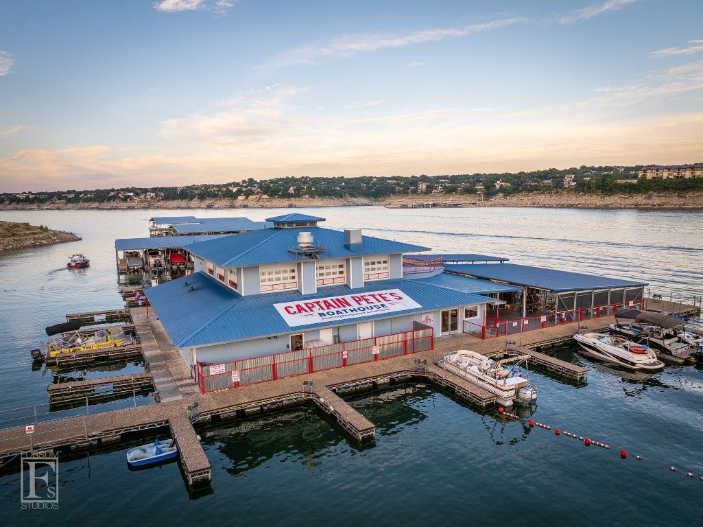 229 Comanche Lane Point Venture, TX 78645 - Photo 6 of 38