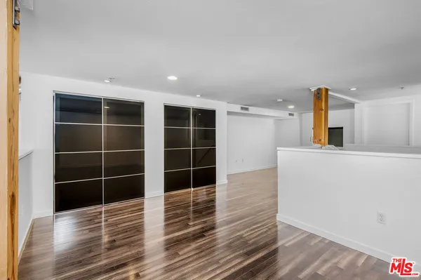 $4,700 | 4215 Glencoe Avenue, Unit 130, Marina del Rey, CA 90292