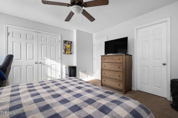 $169,000 | 568 Gray Station Road, Unit 3, Johnson City, TN 37615