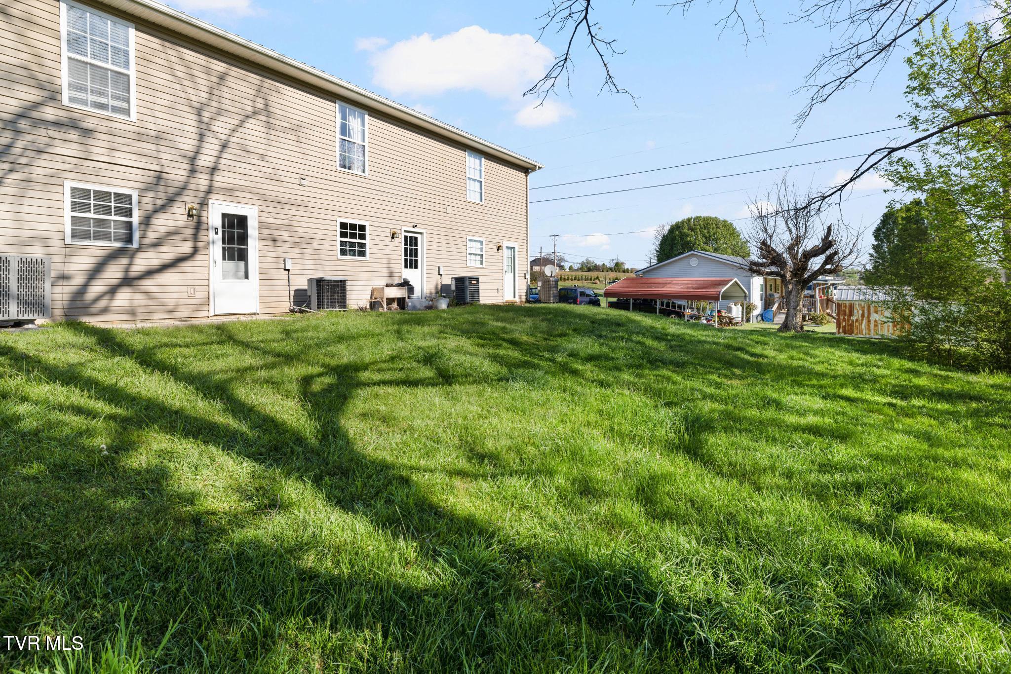 568 Gray Station Road, Unit 3 Johnson City, TN 37615 - Photo 26 of 27 IMG_8648
