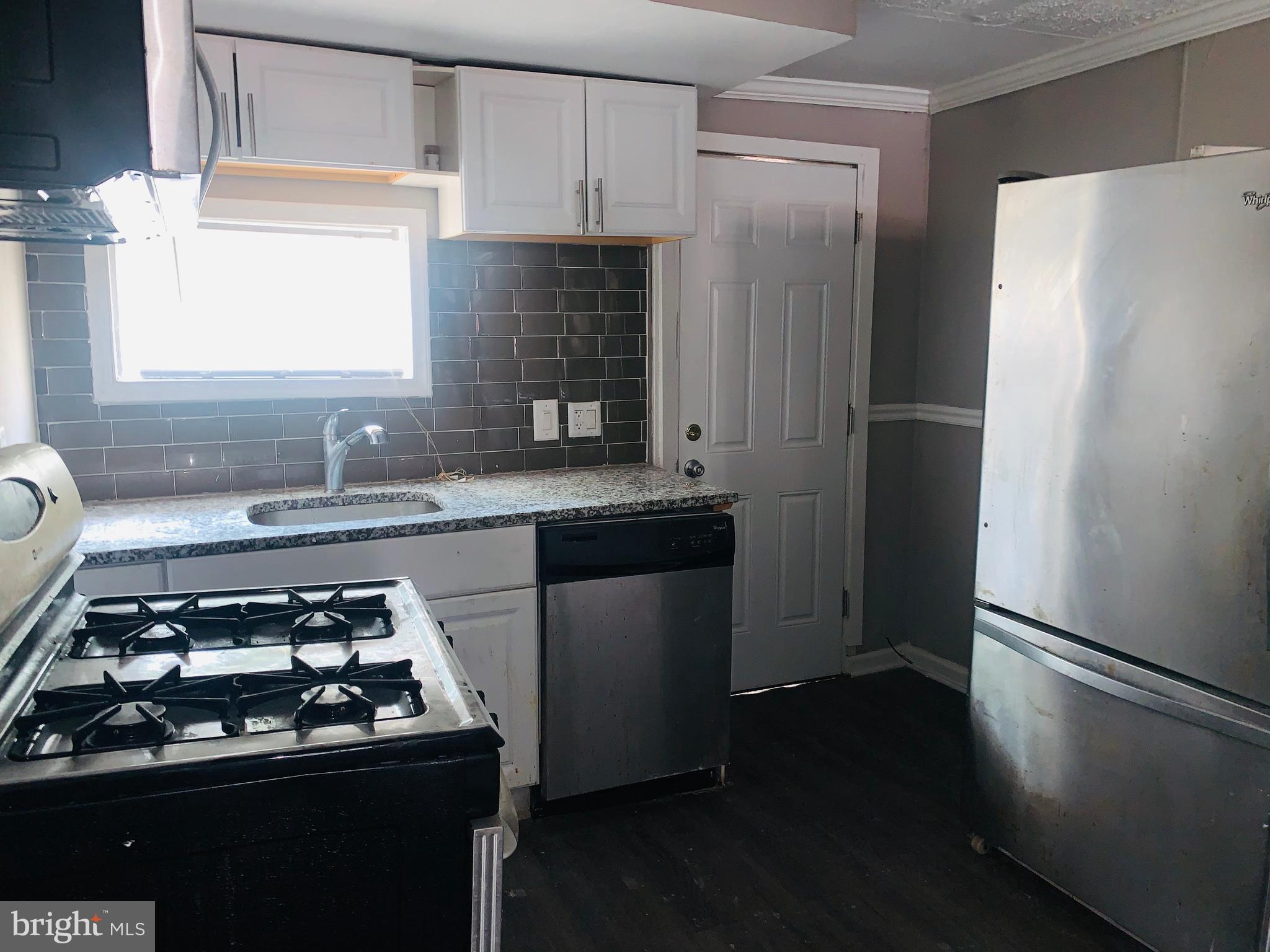 1318 North Spring Street Baltimore, MD 21213 - Photo 6 of 16 Gallery Image 6