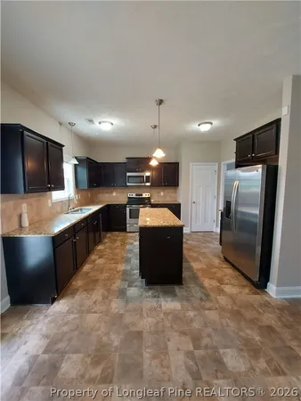 $2,000 | 2402 Market Hill Drive, Fayetteville, NC 28306