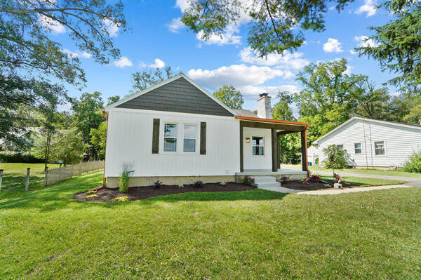 3085 Springfield Jamestown Road Springfield, OH 45506 - Photo 4 of 32
