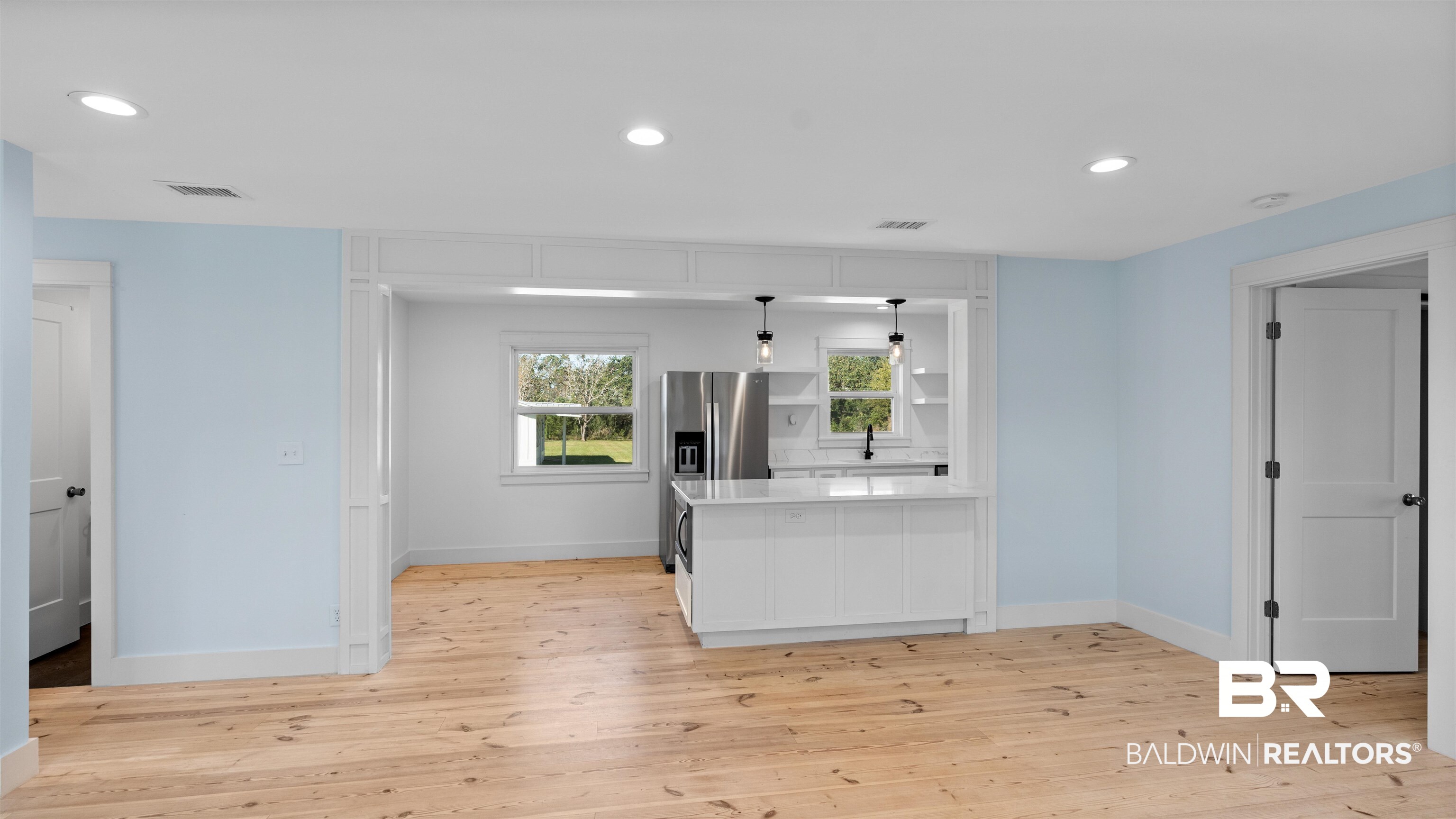 14189 County Road 3 Fairhope, AL 36532 - Photo 5 of 23 Living Room