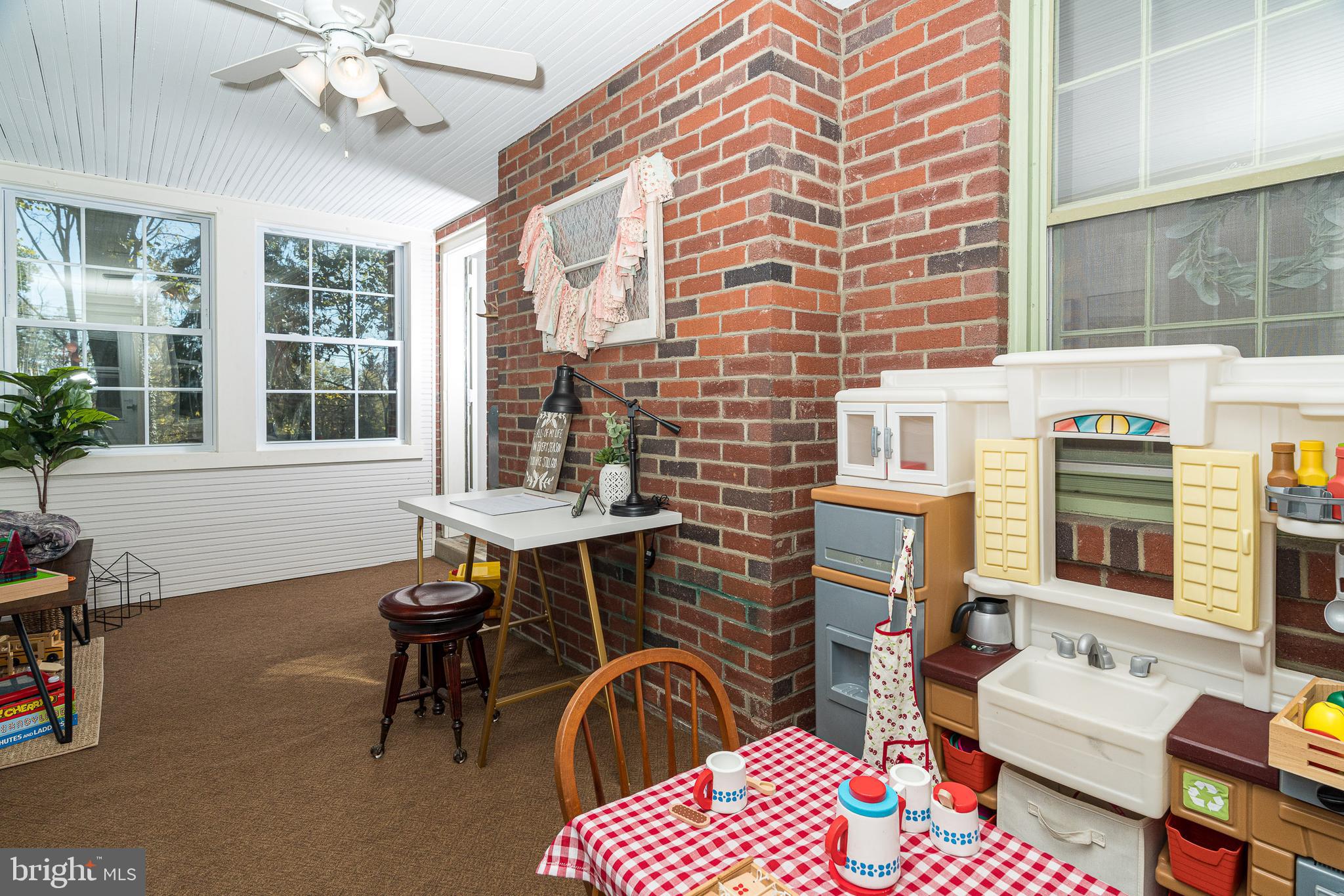 919 Valley Road Lancaster, PA 17601 - Photo 17 of 38 Gallery Image 17