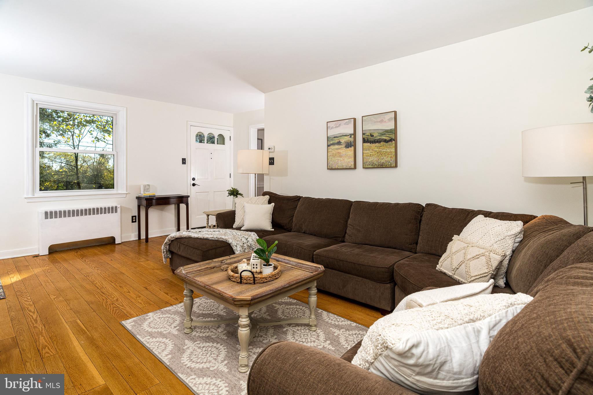 919 Valley Road Lancaster, PA 17601 - Photo 5 of 38 Gallery Image 5