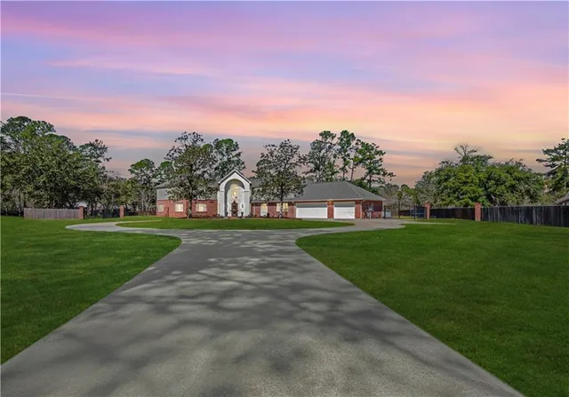$865,000 | 41171 Rue Chene, Ponchatoula, LA 70454